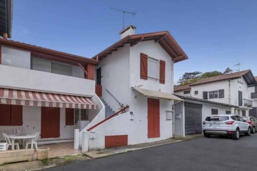 Charmant T3 Avec Terrasse Au Coeur De Ciboure Apartment Exterior photo